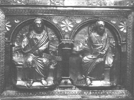 Reliekschrijn van sint Servatius ("Noodkist"), lange kant, apostelpaar: Jakobus Minor en Filippus