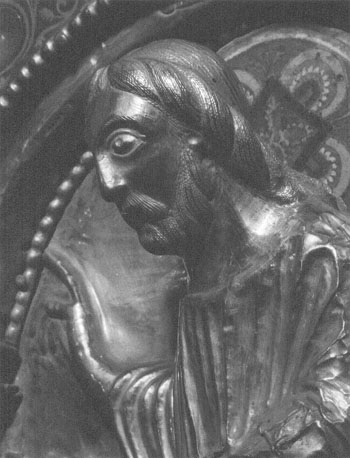 Reliekschrijn van sint Servatius ("Noodkist"), lange kant, apostel (detail): hoofd van Andreus