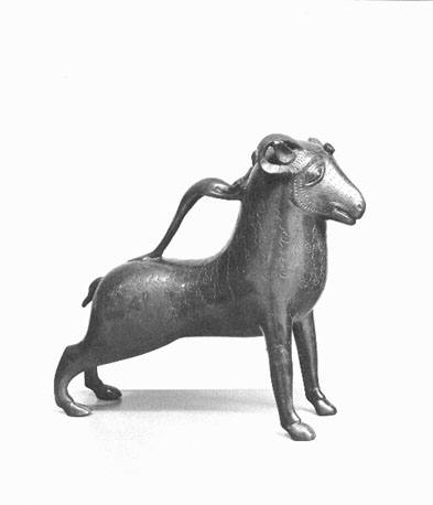 Schenkkan in de vorm van een ram (aquamanile)