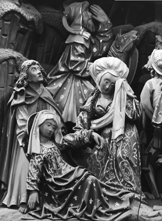Passieretabel, kruisiging van Christus, detail: personages onder het kruis (Johannes, Maria bezwijmend, Maria Magdalena)