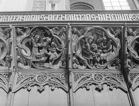 Bovenzijde van koorgestoelte, detail: scènes met Christus