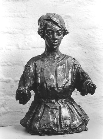 Modern beeldhouwwerk: vrouwenfiguur (bovenlichaam)
