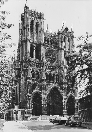 Westfacade