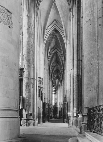 Kerk, interieur: zijbeuk