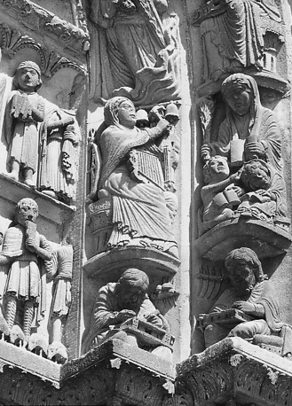 Westfacade, rechter portaal, archivolt, detail: de vrije kunsten ('Artes Liberales')