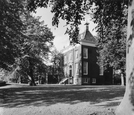 Zijkant en facade