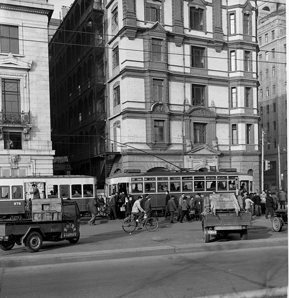 Trolley's in het centrum van Shanghai